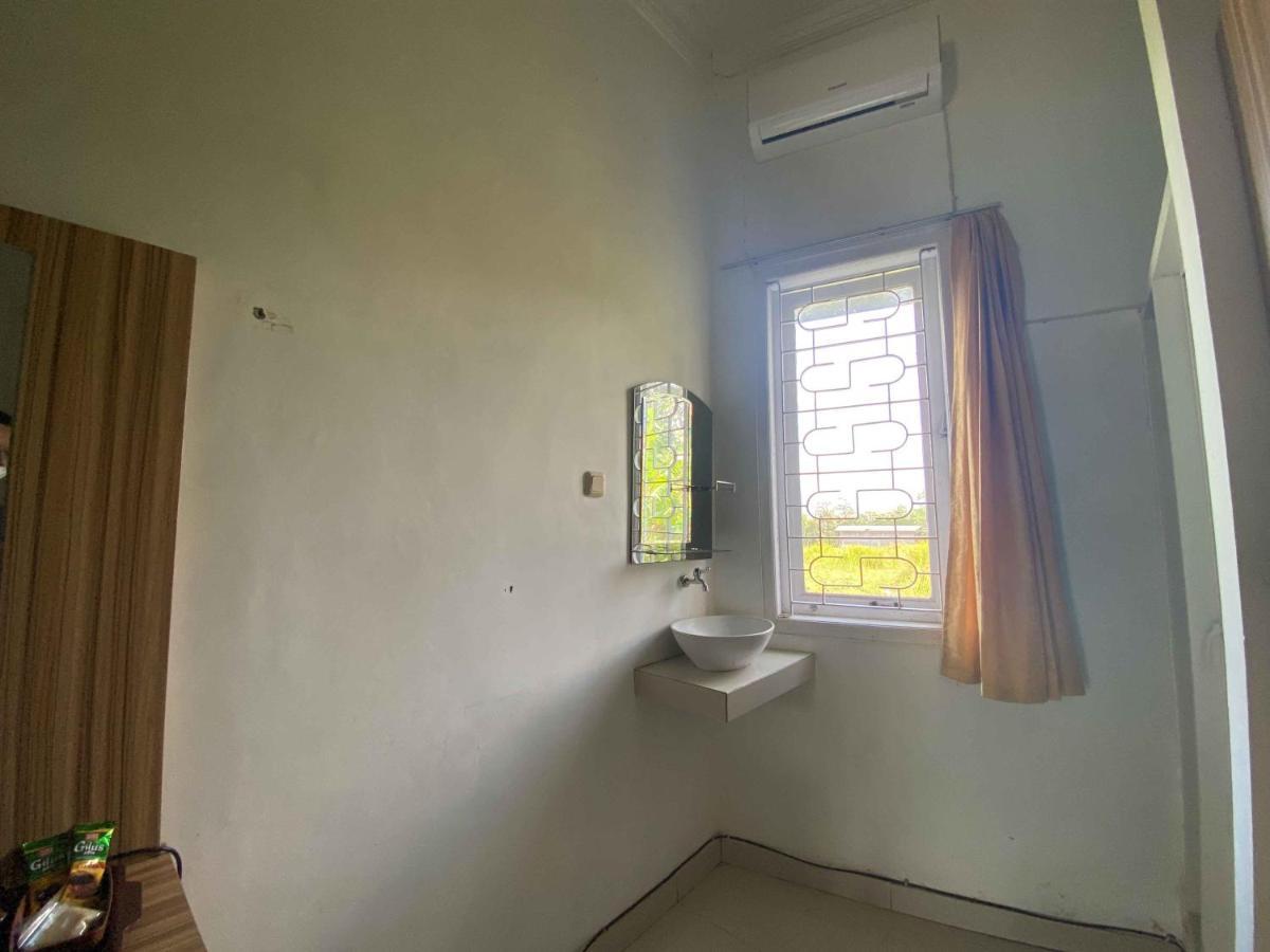 Ana Inn Ambarawa Mitra Reddoorz Semarang Exterior foto